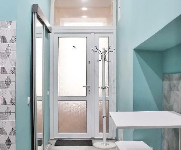 Apartamento по вулиці голубовича 42 біля вокзалу комфортна повноцінна стильна *