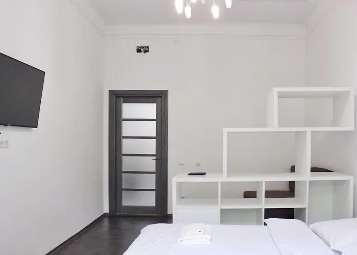 Apartamento по вулиці голубовича 42 біля вокзалу комфортна повноцінна стильна