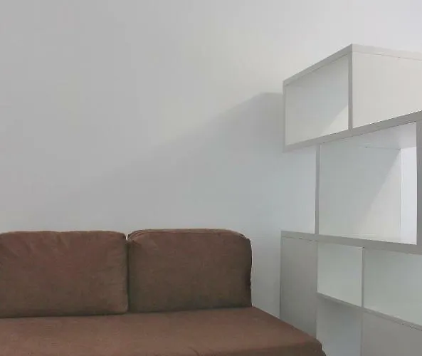 Apartamento по вулиці голубовича 42 біля вокзалу комфортна повноцінна стильна Leópolis